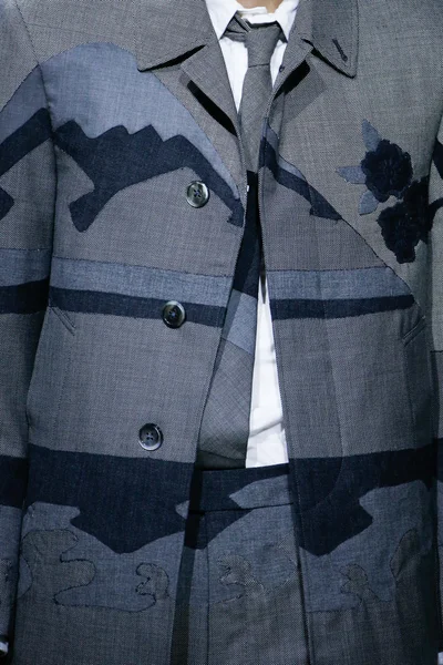 Look 61